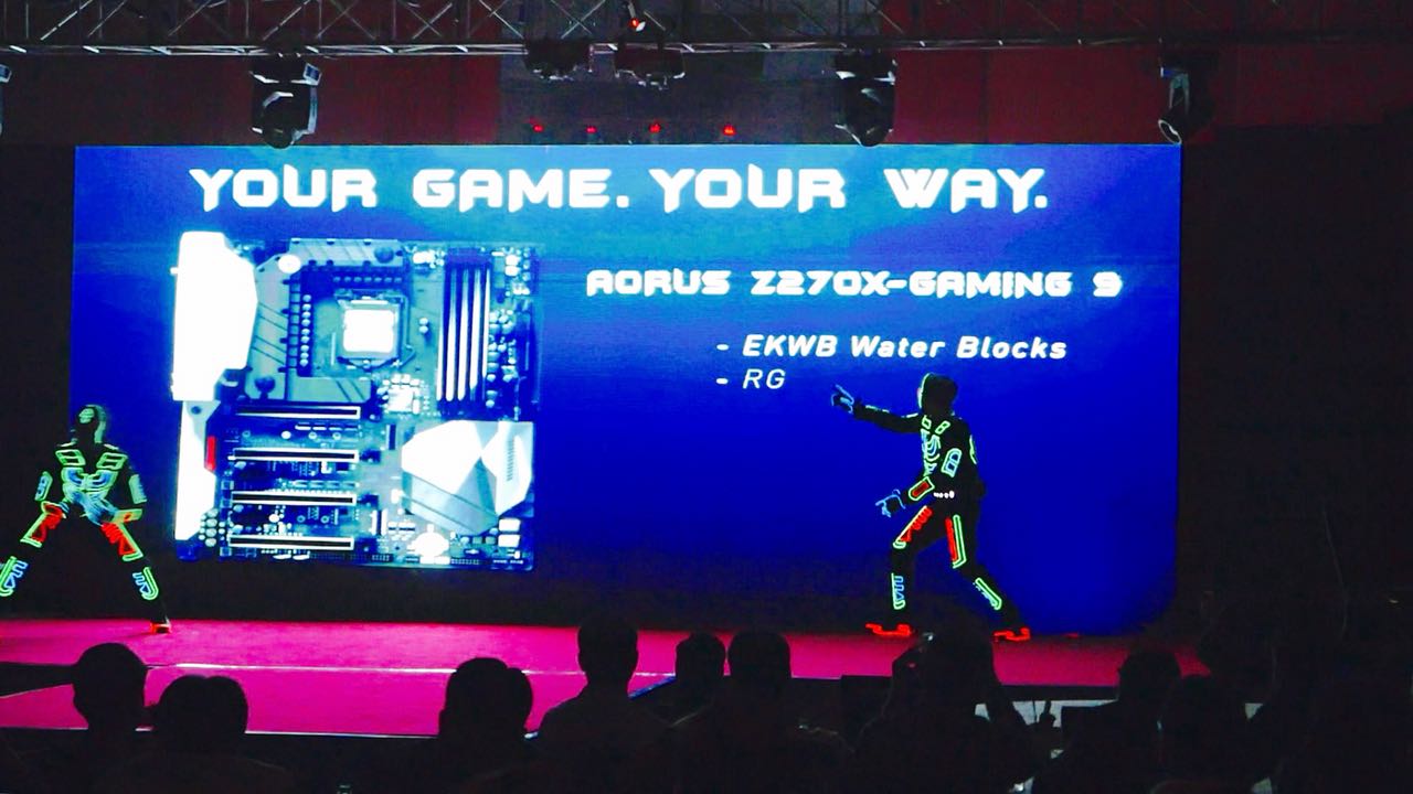 Animatronics Act by Skeleton Dance Crew